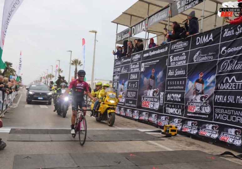 Lipobreak Race Porto Sant'Elpidio arrivo Zannelli